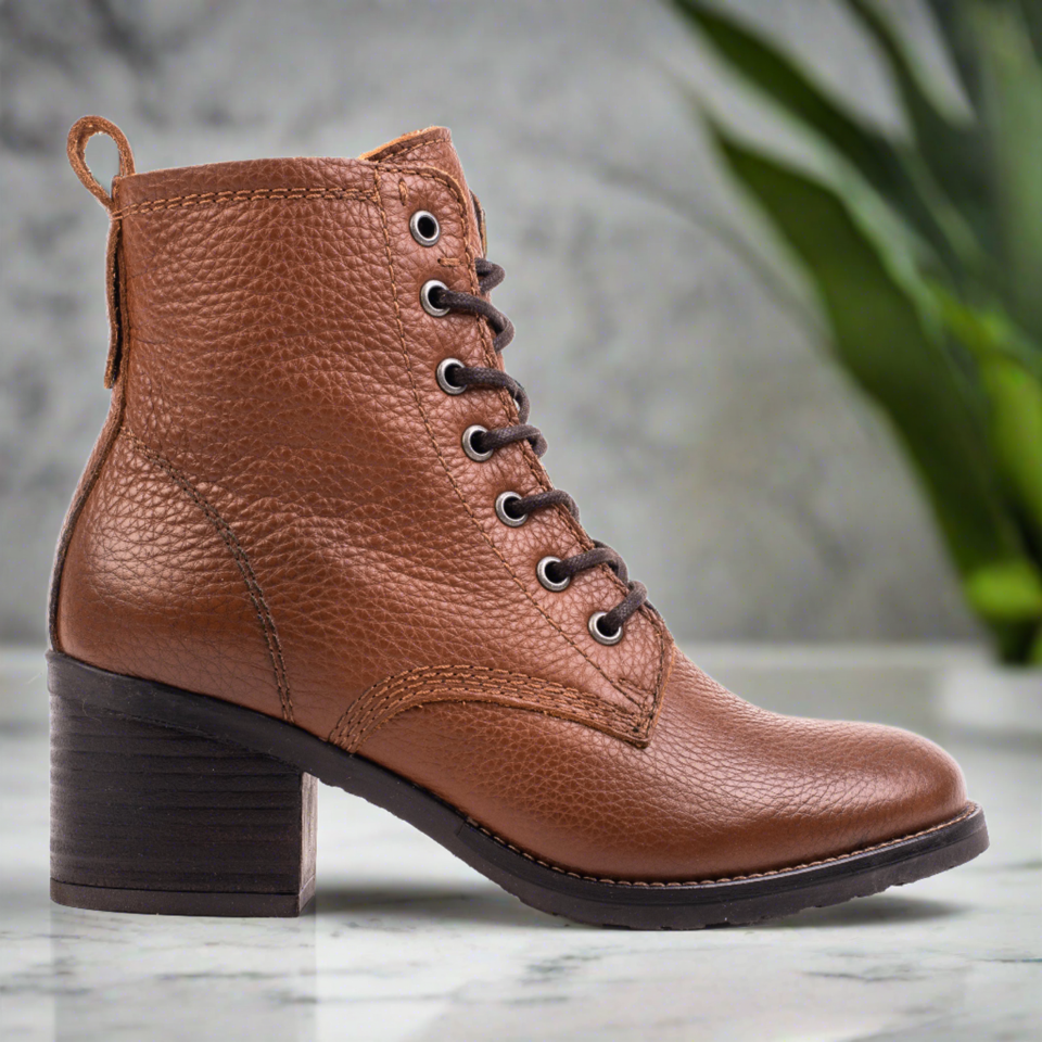 ANNIE ANKLE LACE BOOT Cognac Leather