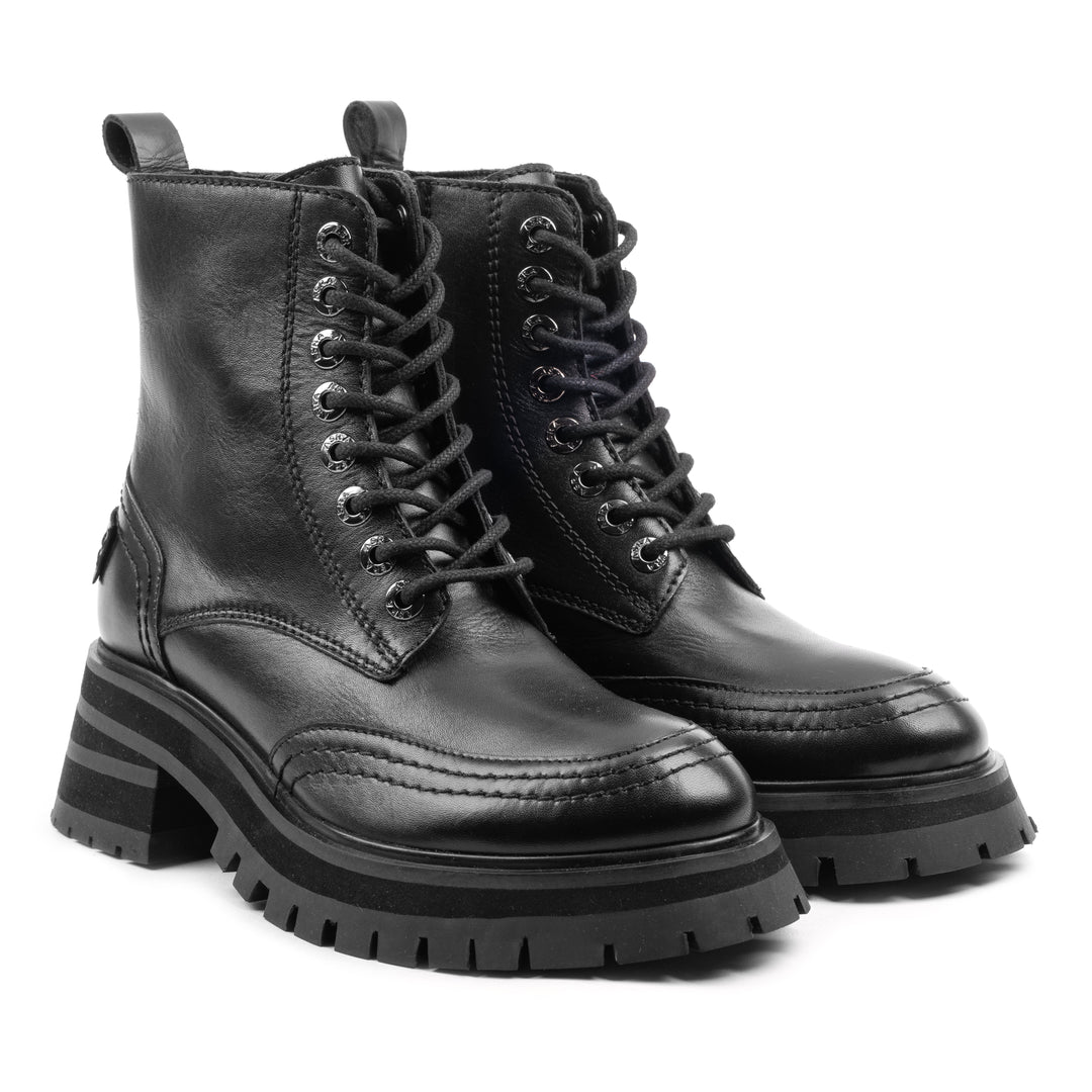 BUSTER BOOT Black Leather