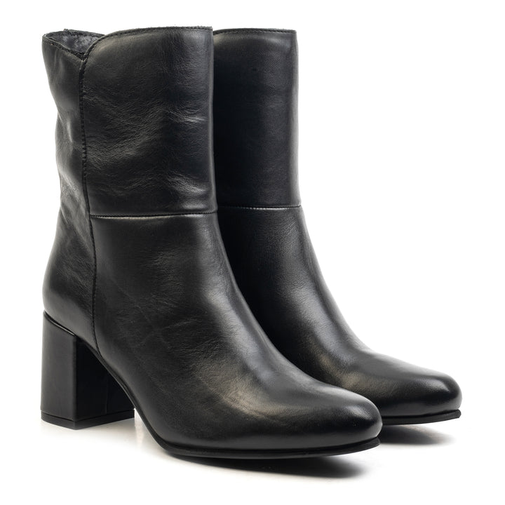 PERLA BOOT  Black Leather