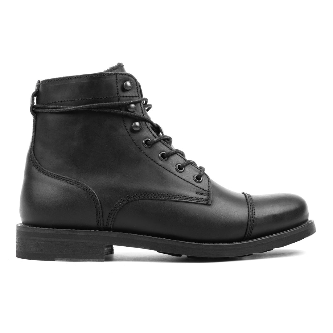 BERET TOE CAP BOOT Black Waxy Leather