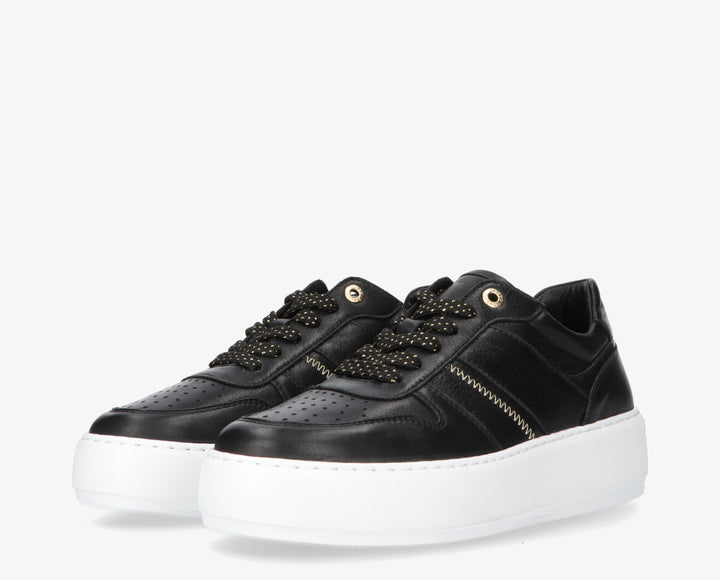 AUBREE SNEAKER Black Leather