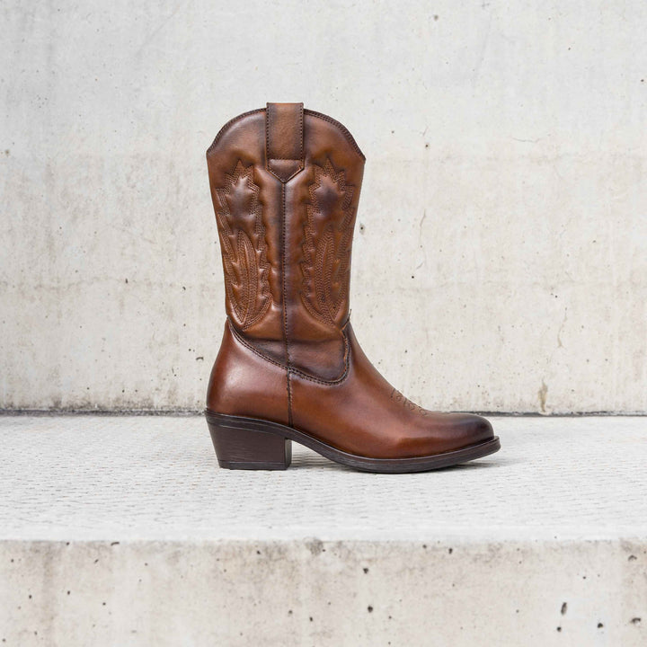 EVIE COWBOY BOOT Cognac Leather