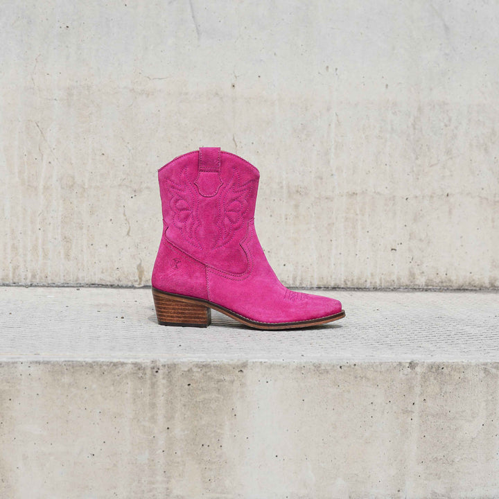 MINT WESTERN BOOT Fuchsia Suede