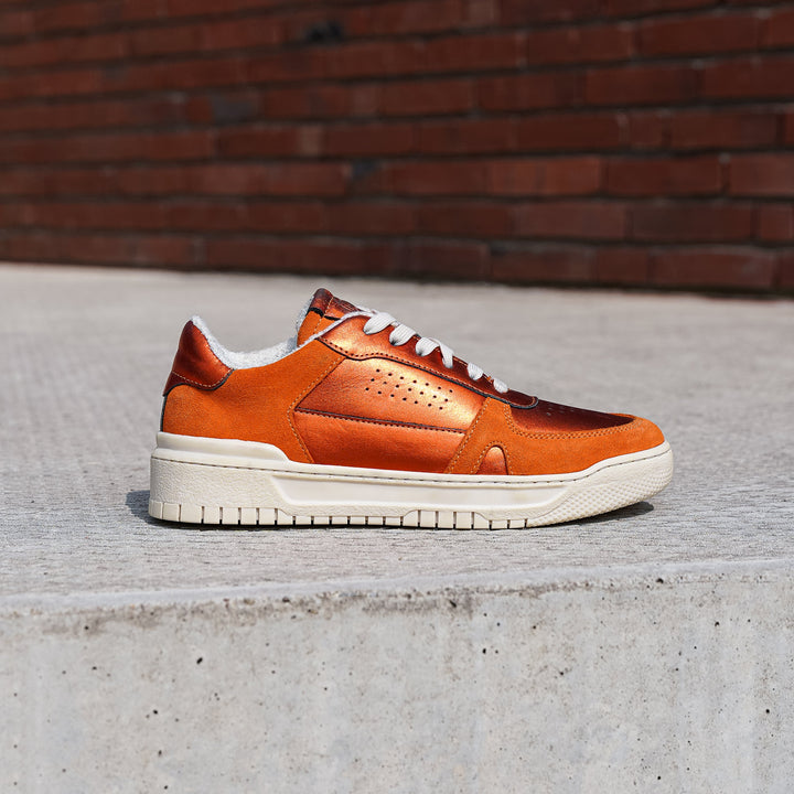 VIOLETTA SNEAKER Orange Metalic Leather Suede