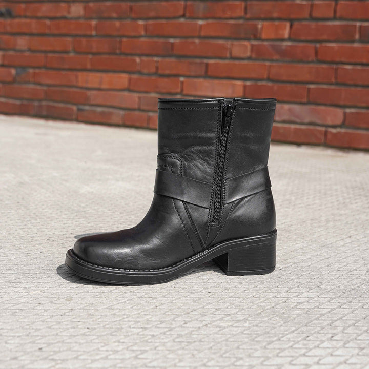 BIKE ANKLE BOOT Black Leather