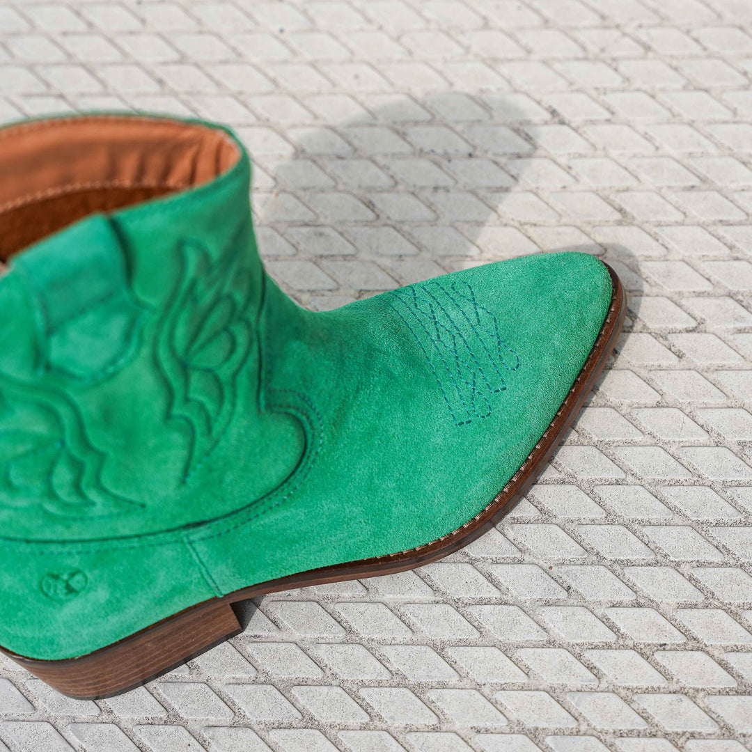 MINT WESTERN BOOT Green Suede