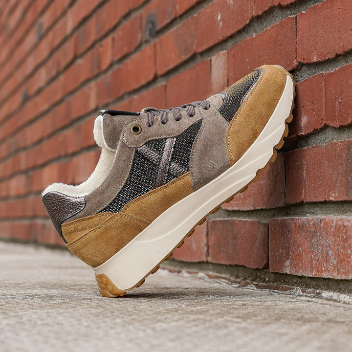 SWIFT SNEAKER Taupe Leather Suede