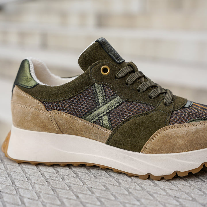 SWIFT SNEAKER Green Leather Suede