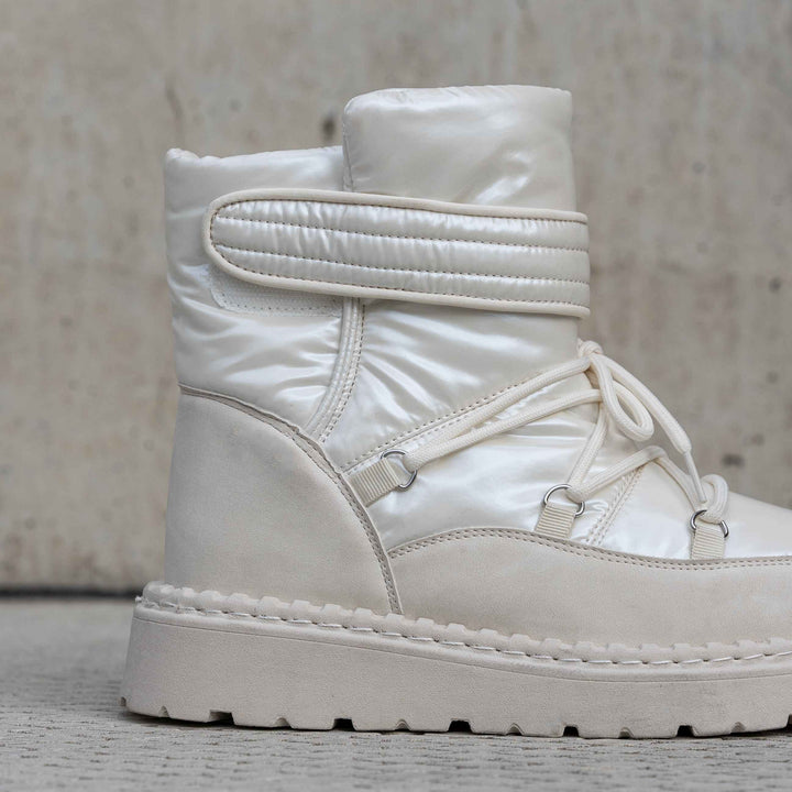 ZERMATT BOOT OFF WHITE