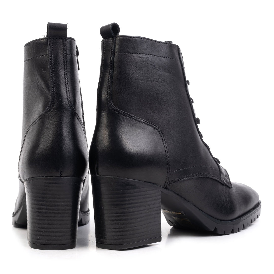 IRIS LACE BOOT Black Leather