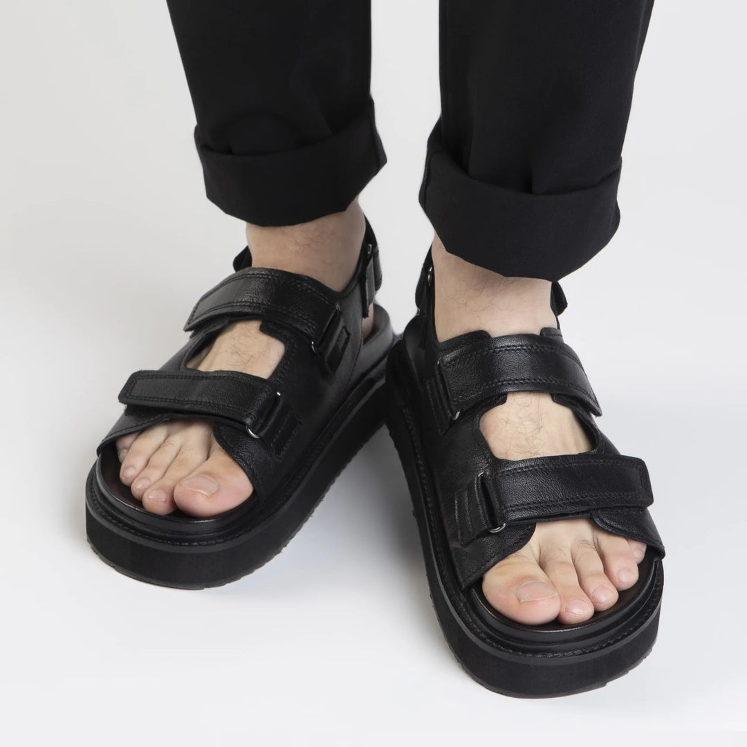 SOBA SANDAL Black Leather