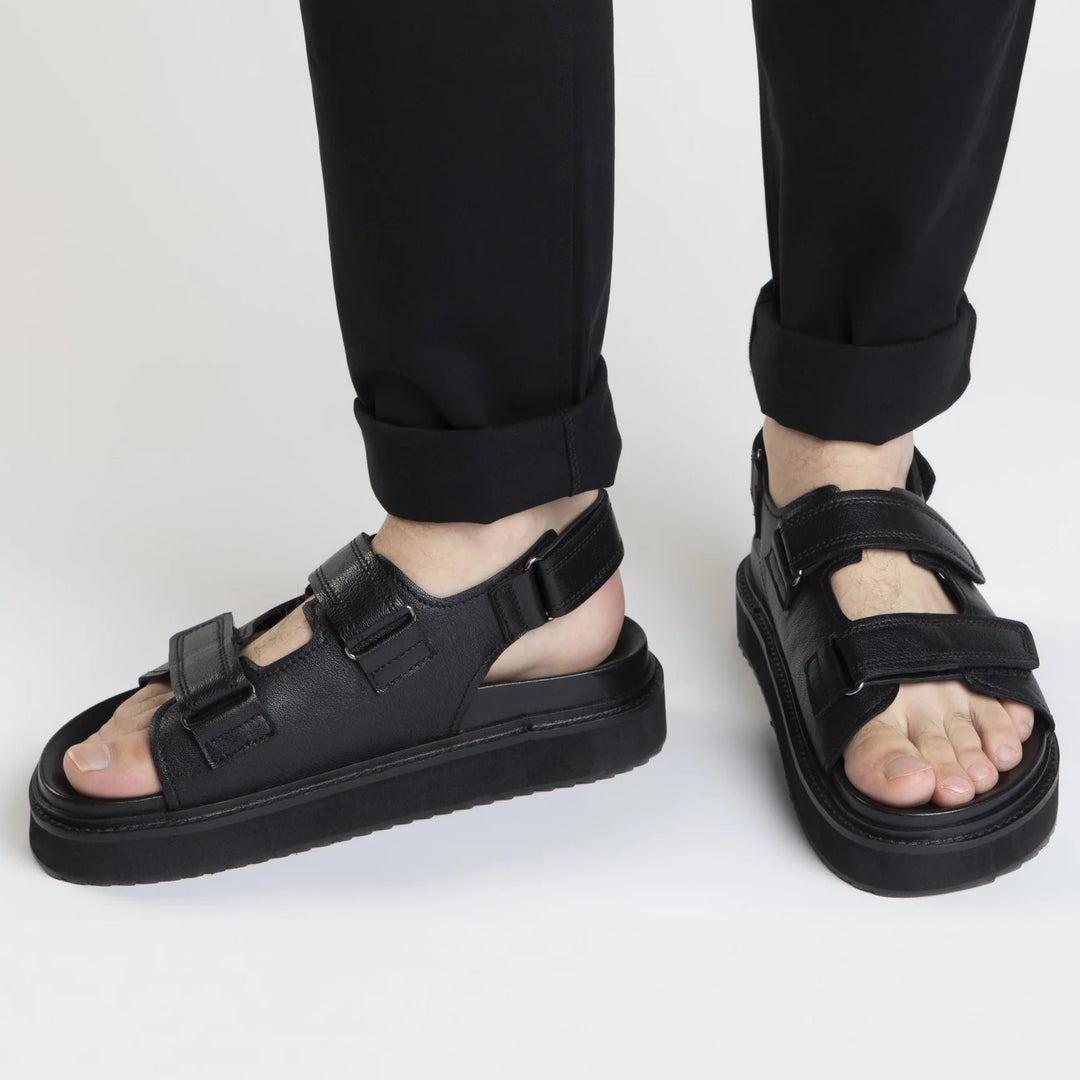 SOBA SANDAL Black Leather