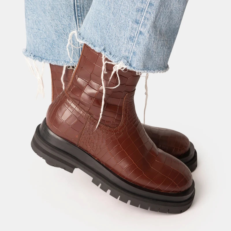 BADGER BOOT Tawny Leather