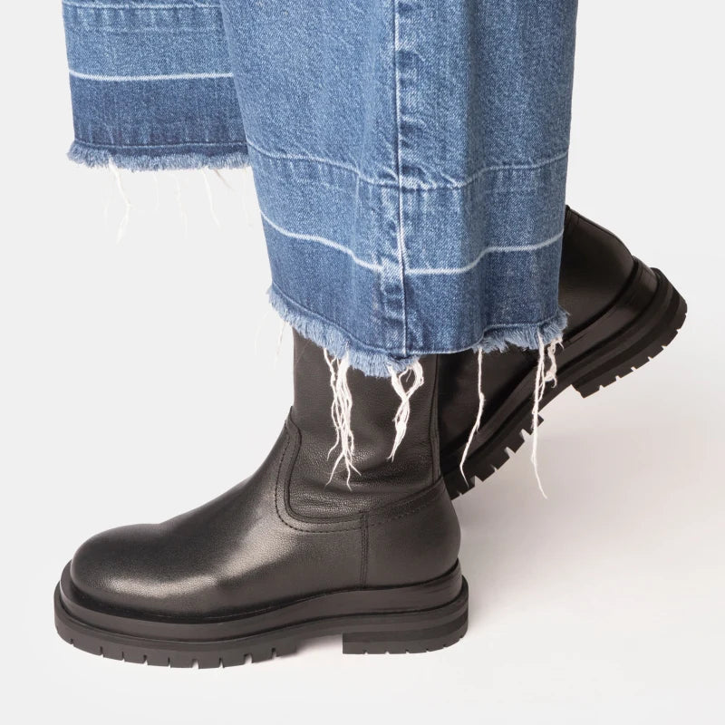 BADGER BOOT Black Leather